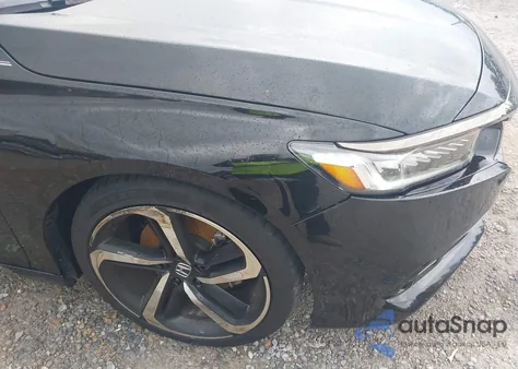 2021 Honda Accord Sport Special Edition z USA, uszkodzony, nr VIN 1HGCV1F42MA018905